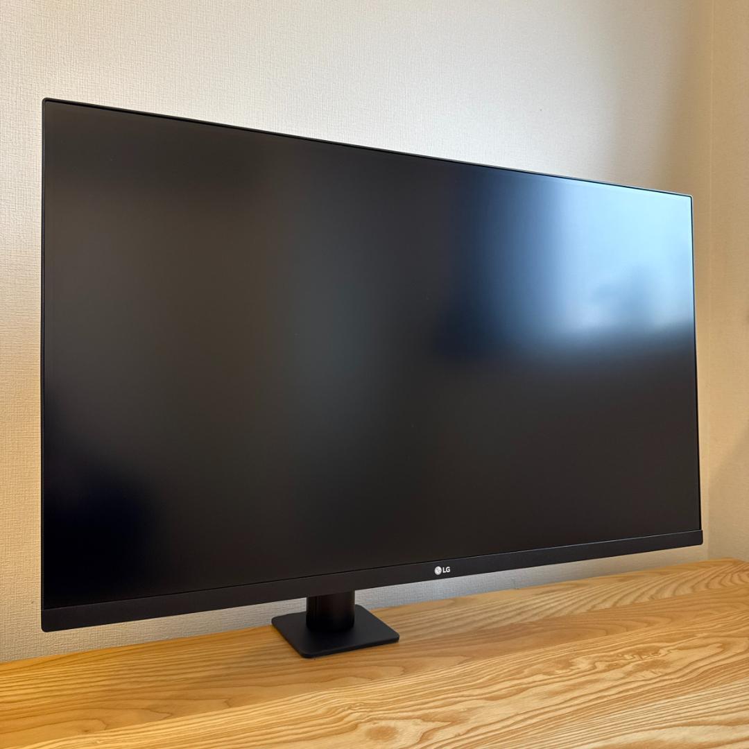 LG 31.5インチ 液晶ディスプレイ 32UN880K-B
