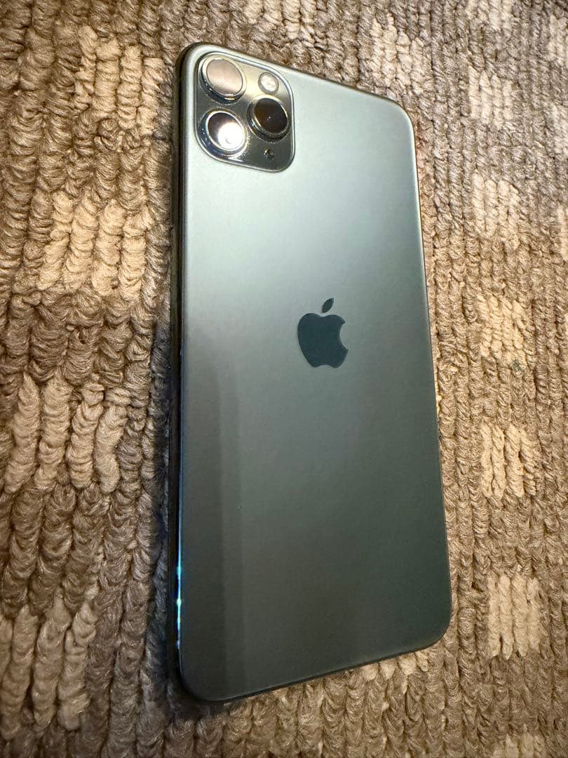 iPhone 11 Pro Max 美品