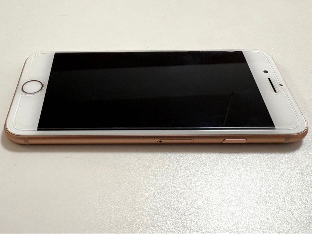 【美品】iPhone8 64GB ゴールド　アイフォン8 SIMフリー