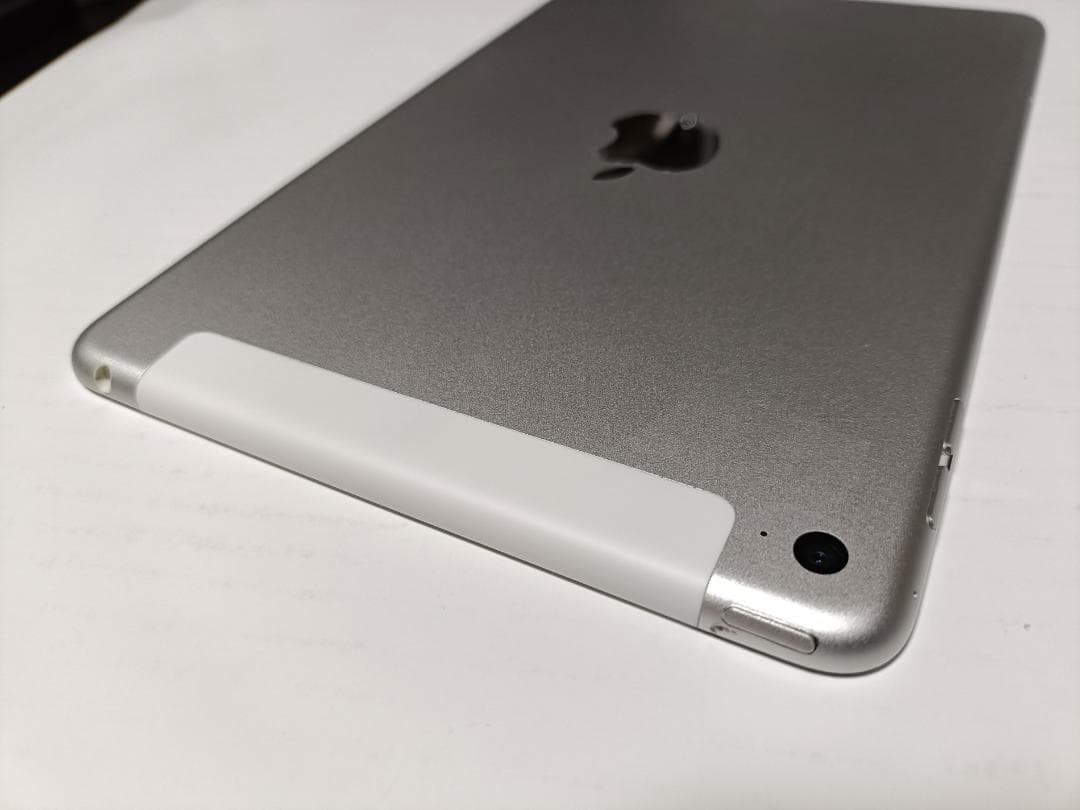 iPad mini 4 Wi-Fi+Cel 16GB MK702J/A シルバー