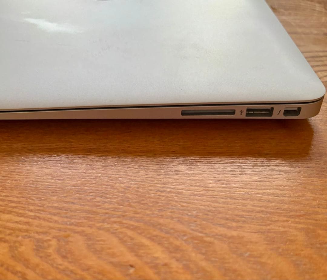 MacBook本体 Apple MacBook Air A1466