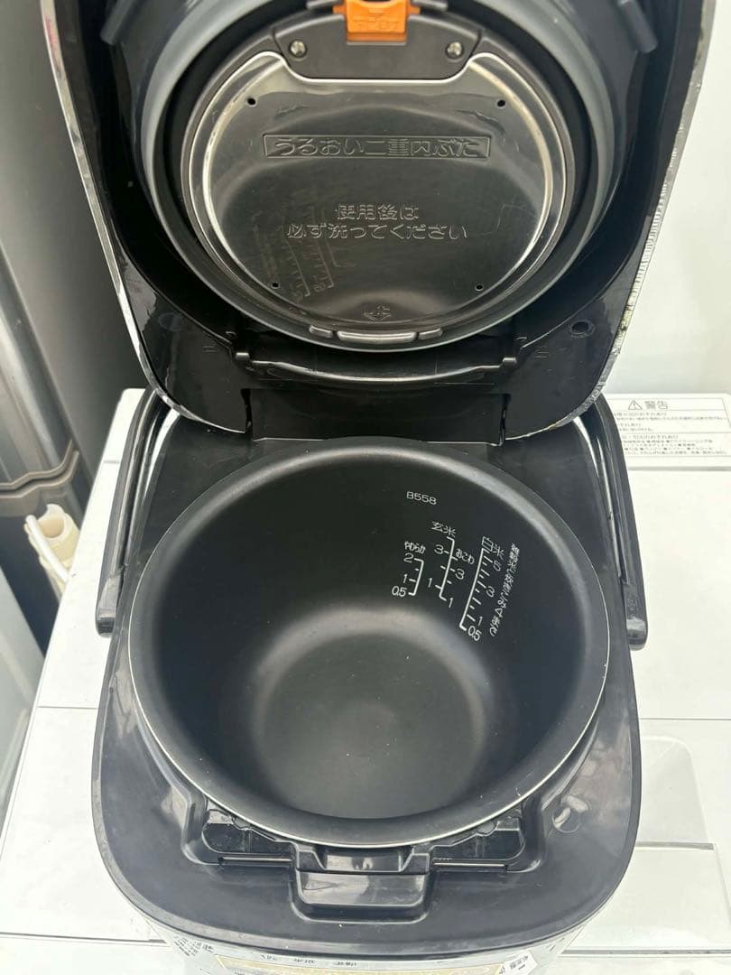 象印 ZOJIRUSHI 炊飯器 極め炊き NW‑JU10‑BA ー2020年