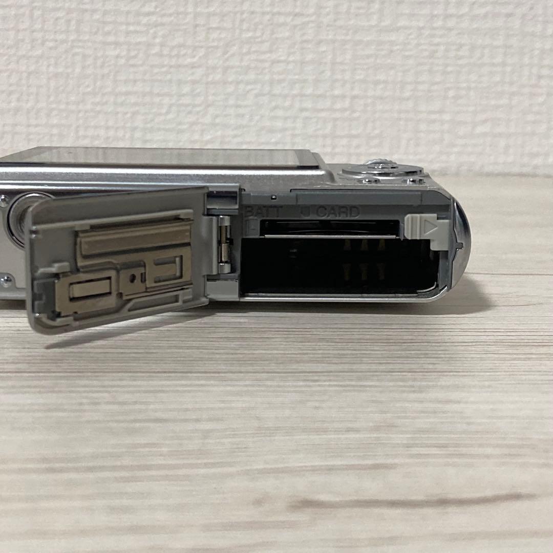 人気【美品】動作品 Panasonic LUMIX DMC-FX01 コンデジ