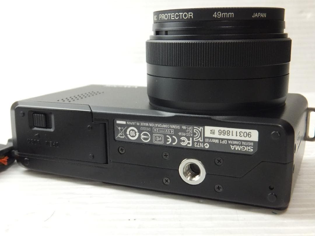 SIGMA DP1 Merrill 今でもちゃんと良品・オマケ付き