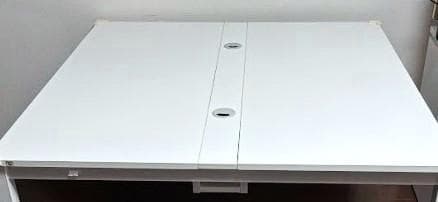 Garage購入 120×120cm正方形デスク美品 配線ダクト付 会議用作業台