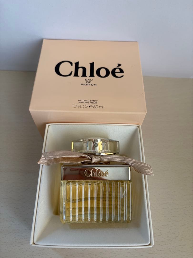 新品クロエ Chloe オードパルファム 50ml 箱付き