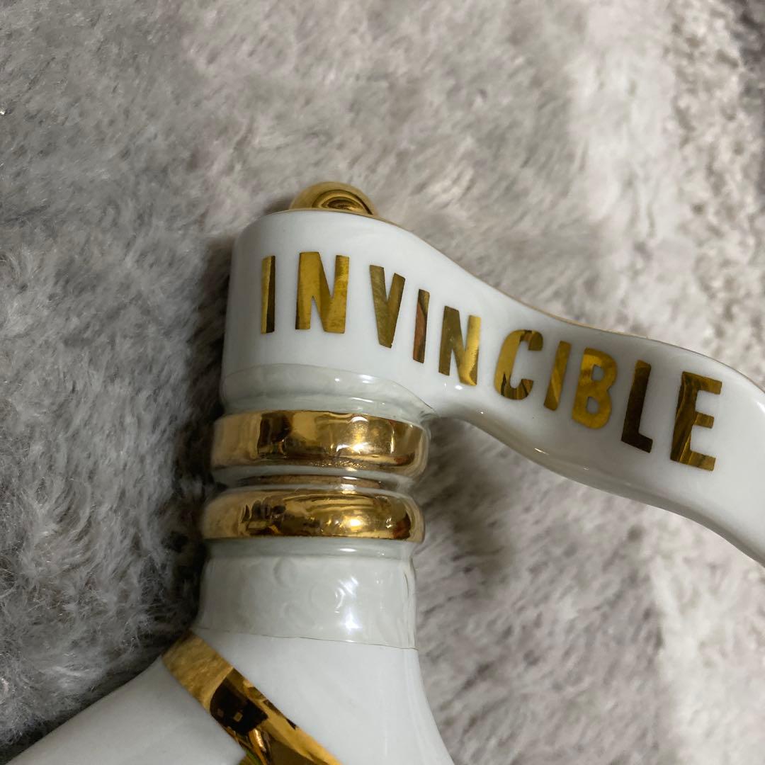 LARSEN COGNAC INVIINCIBLE 船型ボトル　ホワイト