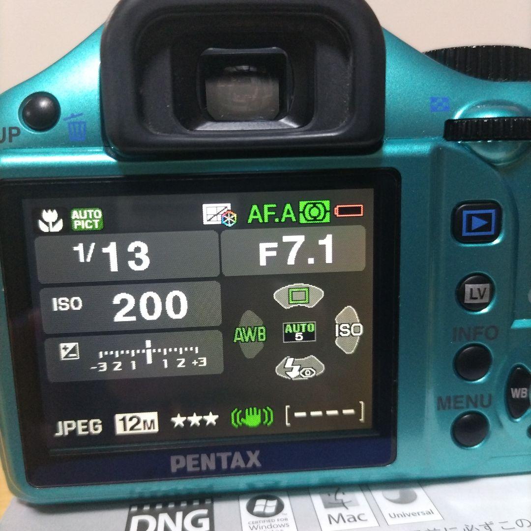 ペンタックス　PENTAX K-x レンズキット　ライトグリーン　単三電池駆動