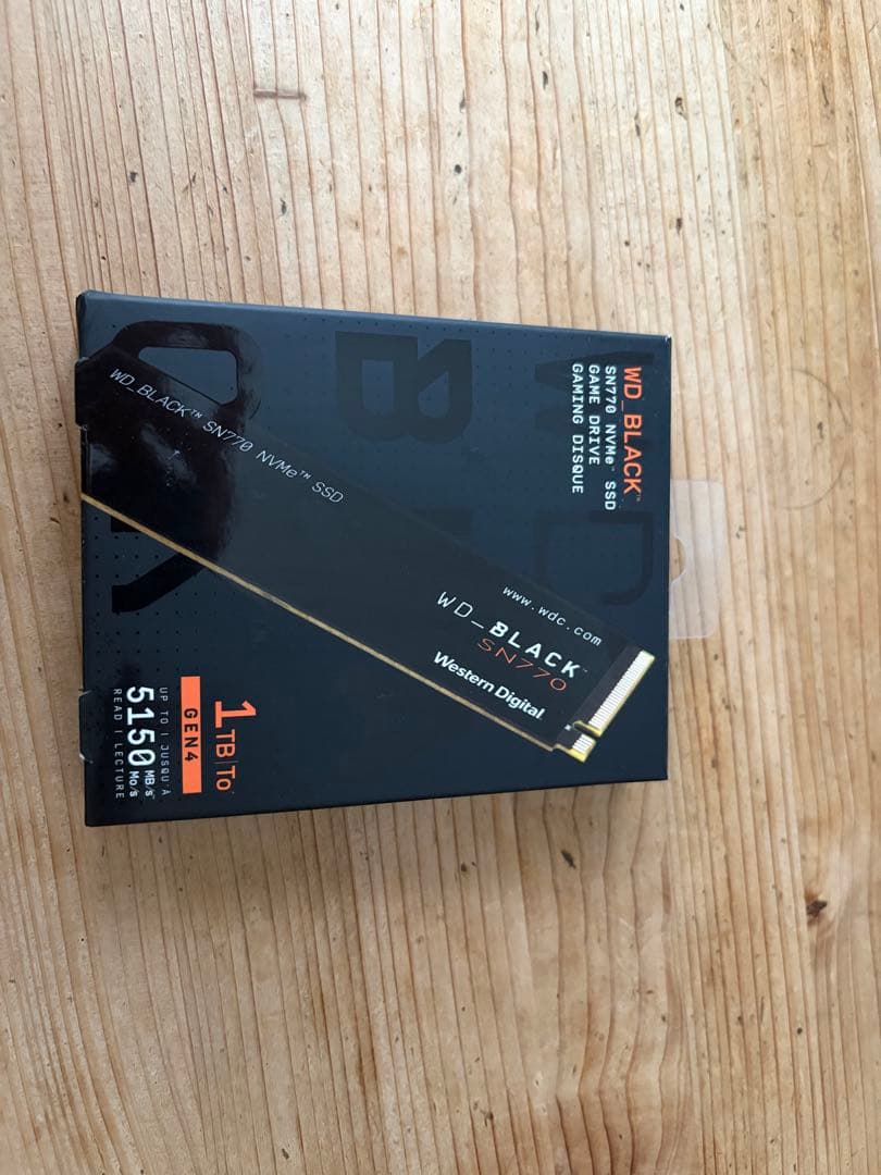 内蔵型SSD WD BLACK SN770 1TB M.2SSD