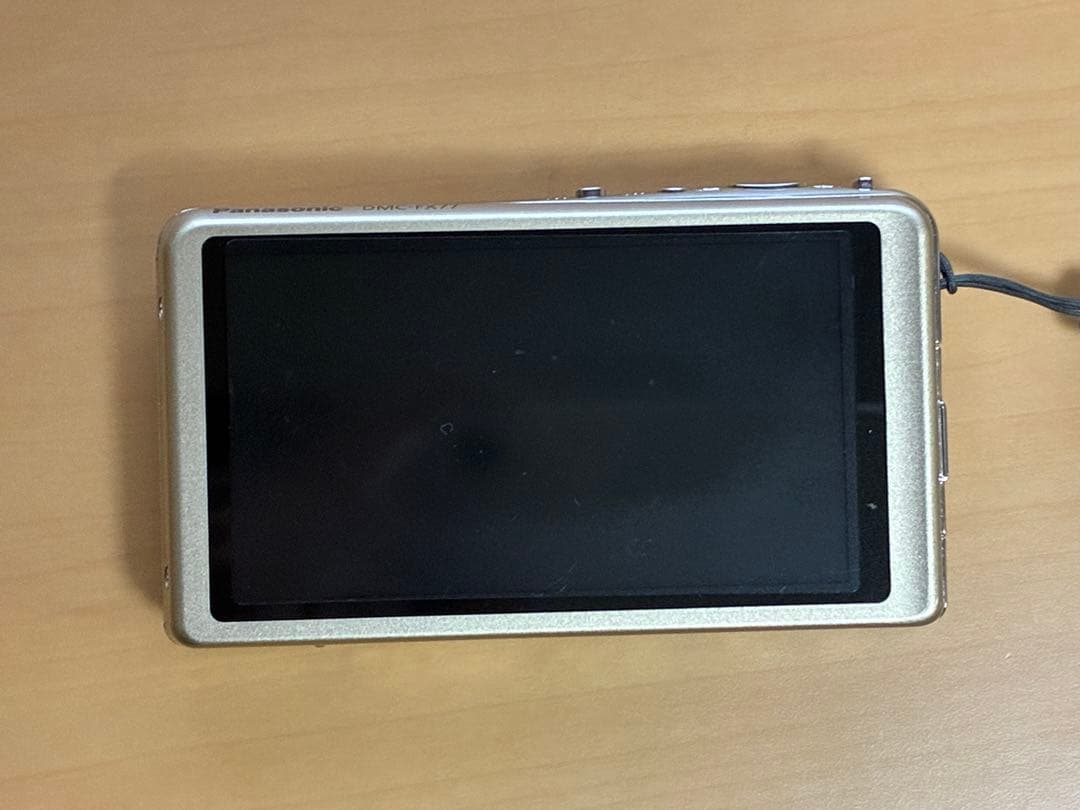 Panasonic LUMIX DMC-FX77 CCDデジカメ