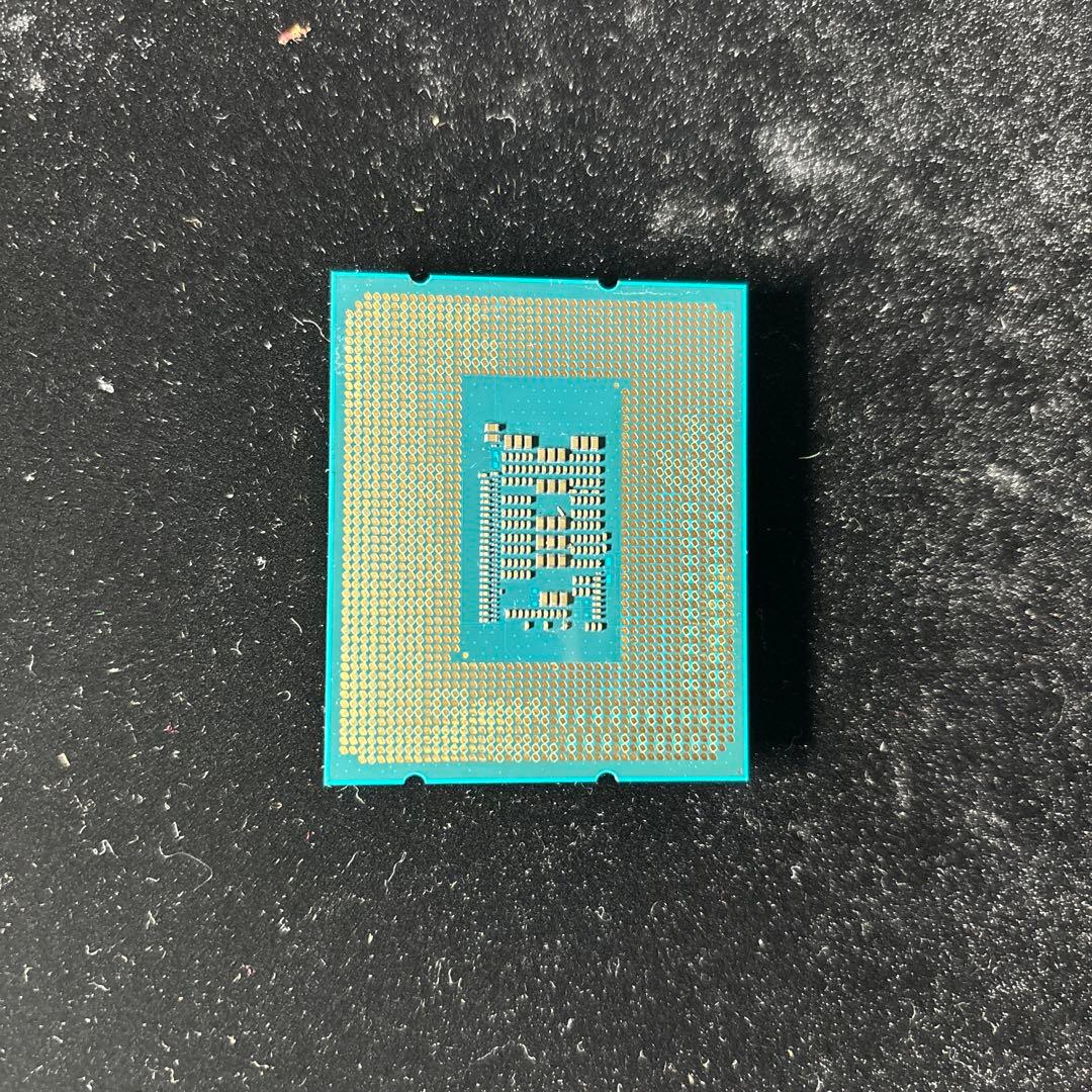 CPU corei3 12100f