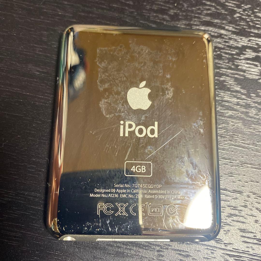 Apple iPod 4GB 本体と付属品 訳あり品