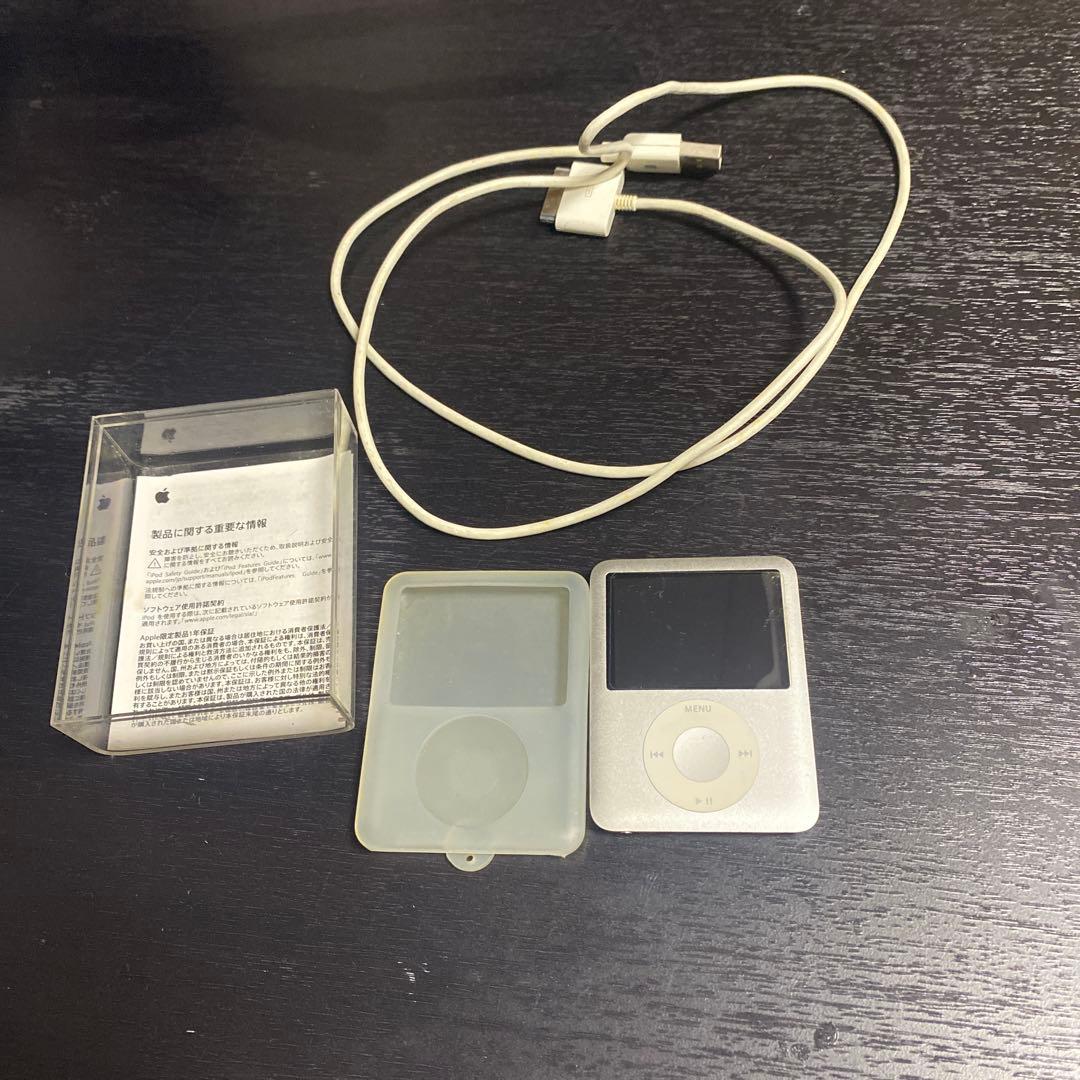 Apple iPod 4GB 本体と付属品 訳あり品