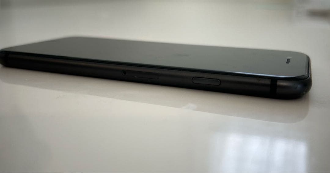 P*h様 iPhone8 64GB スペースグレー　画面割れなし　バッテリ84%