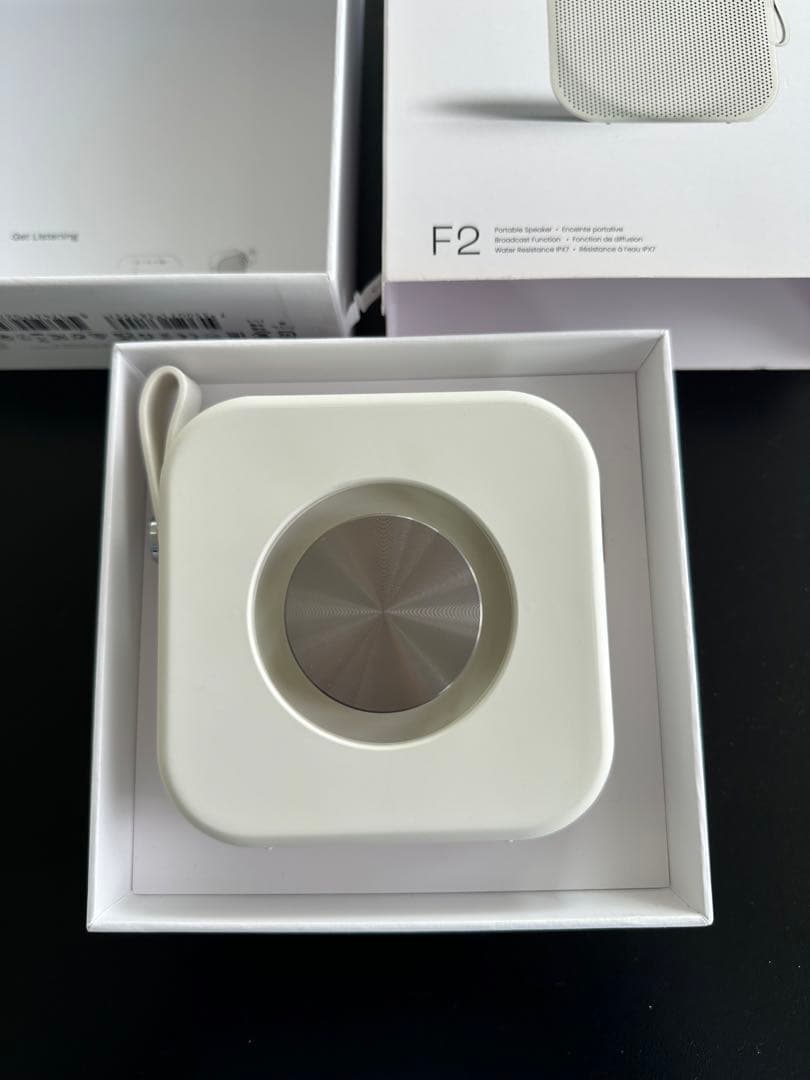 Sudio F2 スピーカー　防水