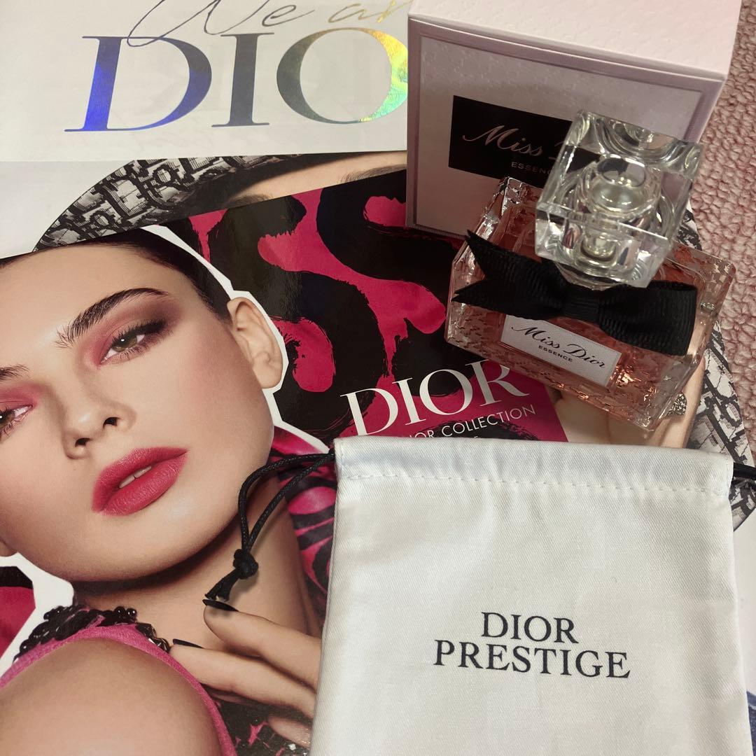 専用　新製品　極美品　Miss Dior Essence 香水　プレステージ巾着