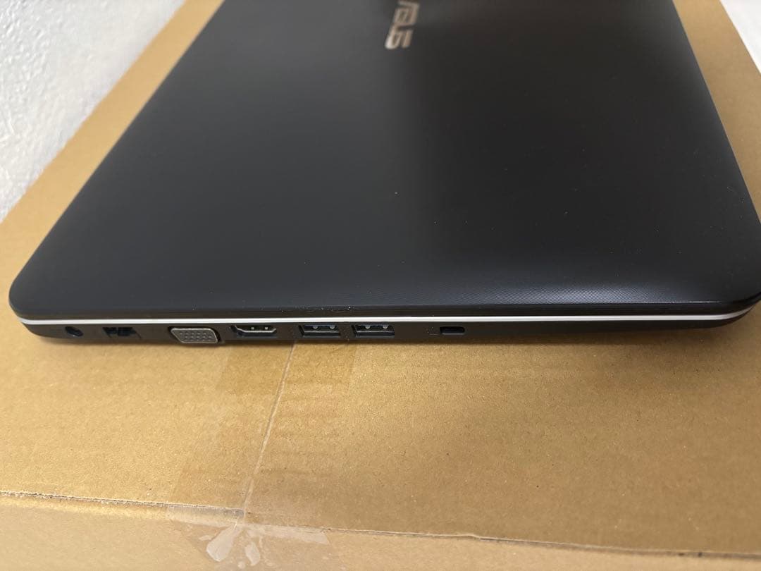 ASUS ノートPC 15.6インチ Intel Core i5