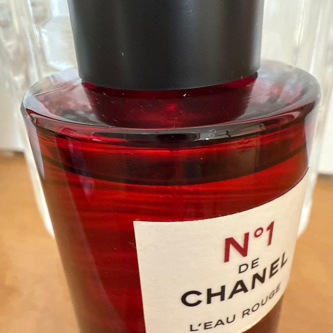 N°1 de CHANEL L'Eau Rouge ロー ルージュ 100ml