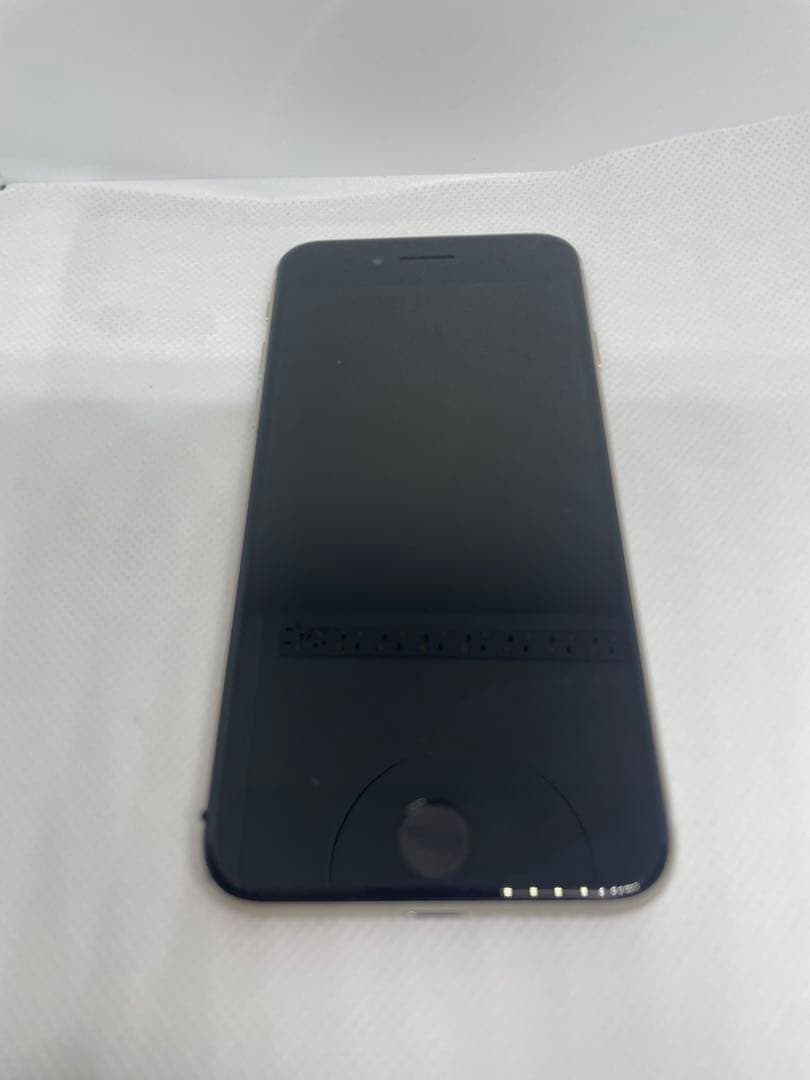iPhone SE 第3世代　64GB SIMフリーホワイト　綺麗