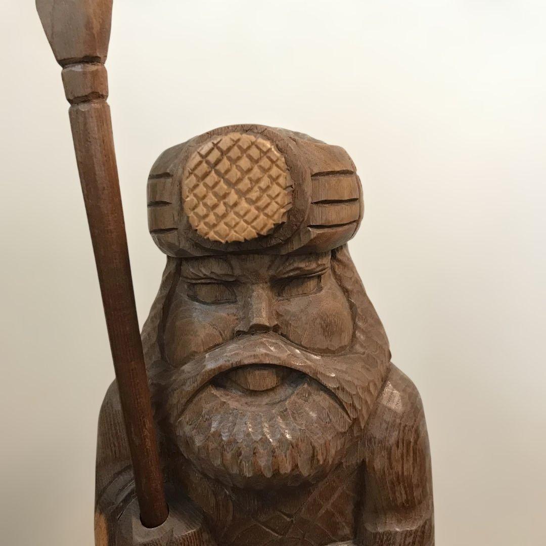 北海道民芸品　　槍持酋長　　秀英作