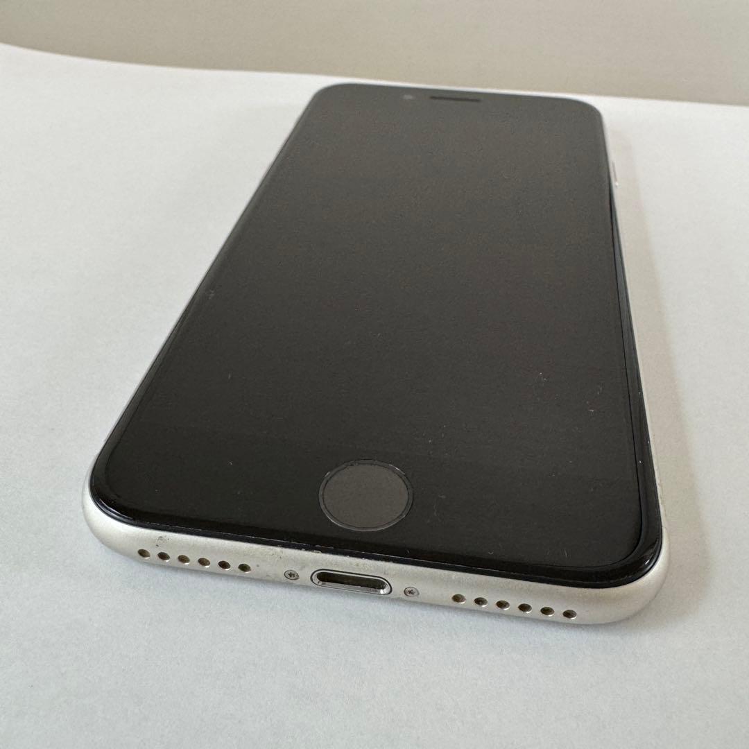iPhone se3 アイフォーンSE 第3世代・SIMロック解除済み・動作OK