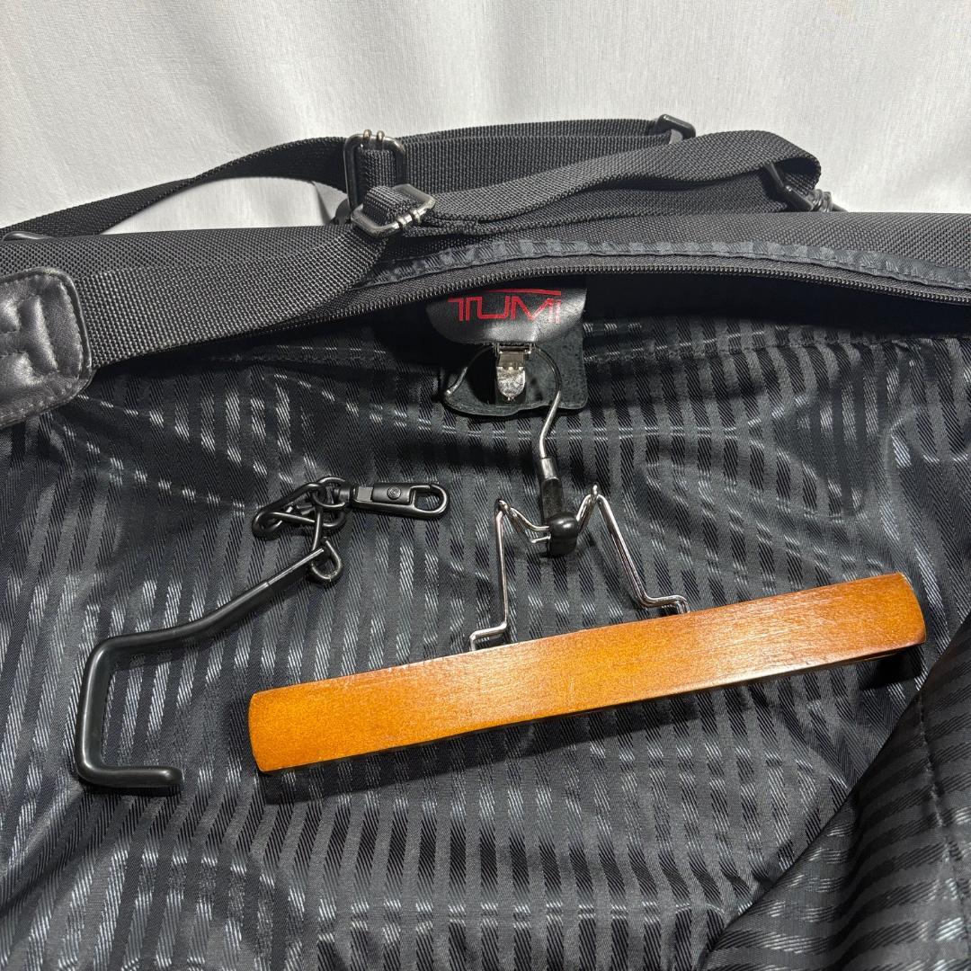 TUMI ビジネス ガーメントバッグ 出張 衣装収納 旅行 236D3
