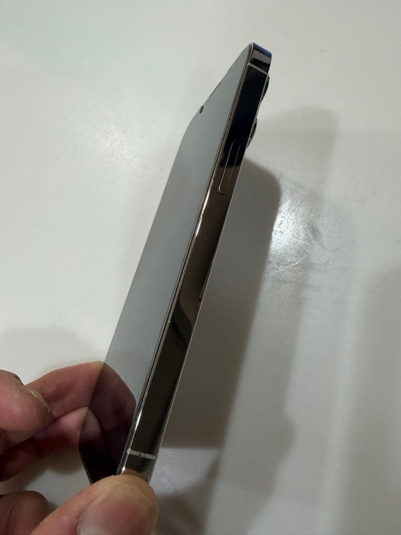 iPhone13pro本体