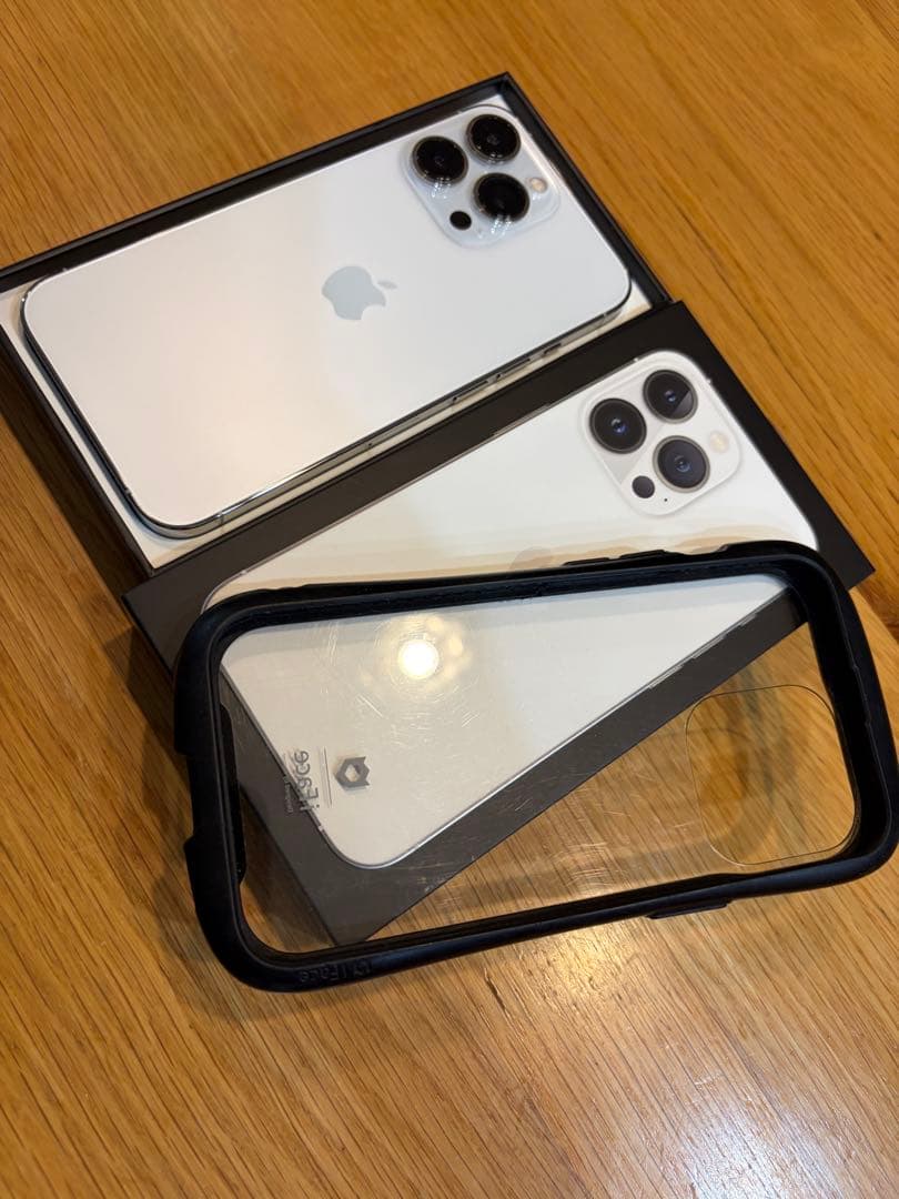 iPhone13pro本体