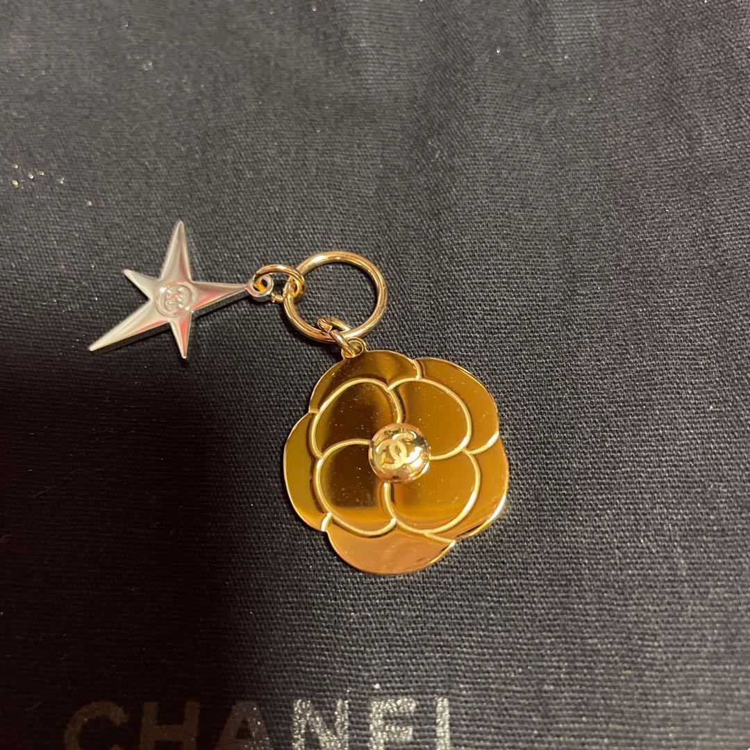CHANELホリデー限定　シャネル ルージュ ココ グロス トリオ 2本セット