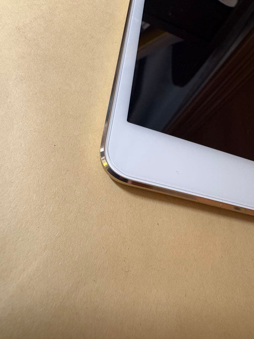 超美品iPad mini4 16GB wifi