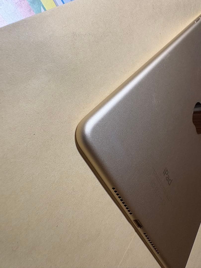 超美品iPad mini4 16GB wifi