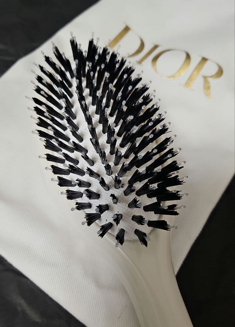 Dior ジャドール ヘアミスト[中古品]とヘアブラシ[新品]
