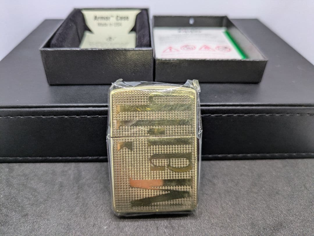 zi 37　マールボロ　アーマー　未使用　未開封　ジッポー