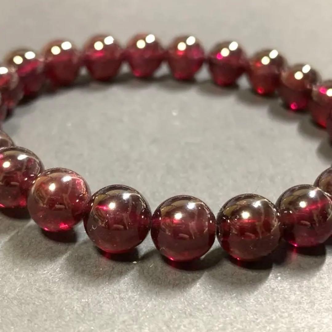 極上【スター効果】ガーネット 8mm 16cm 天然石ブレスレット