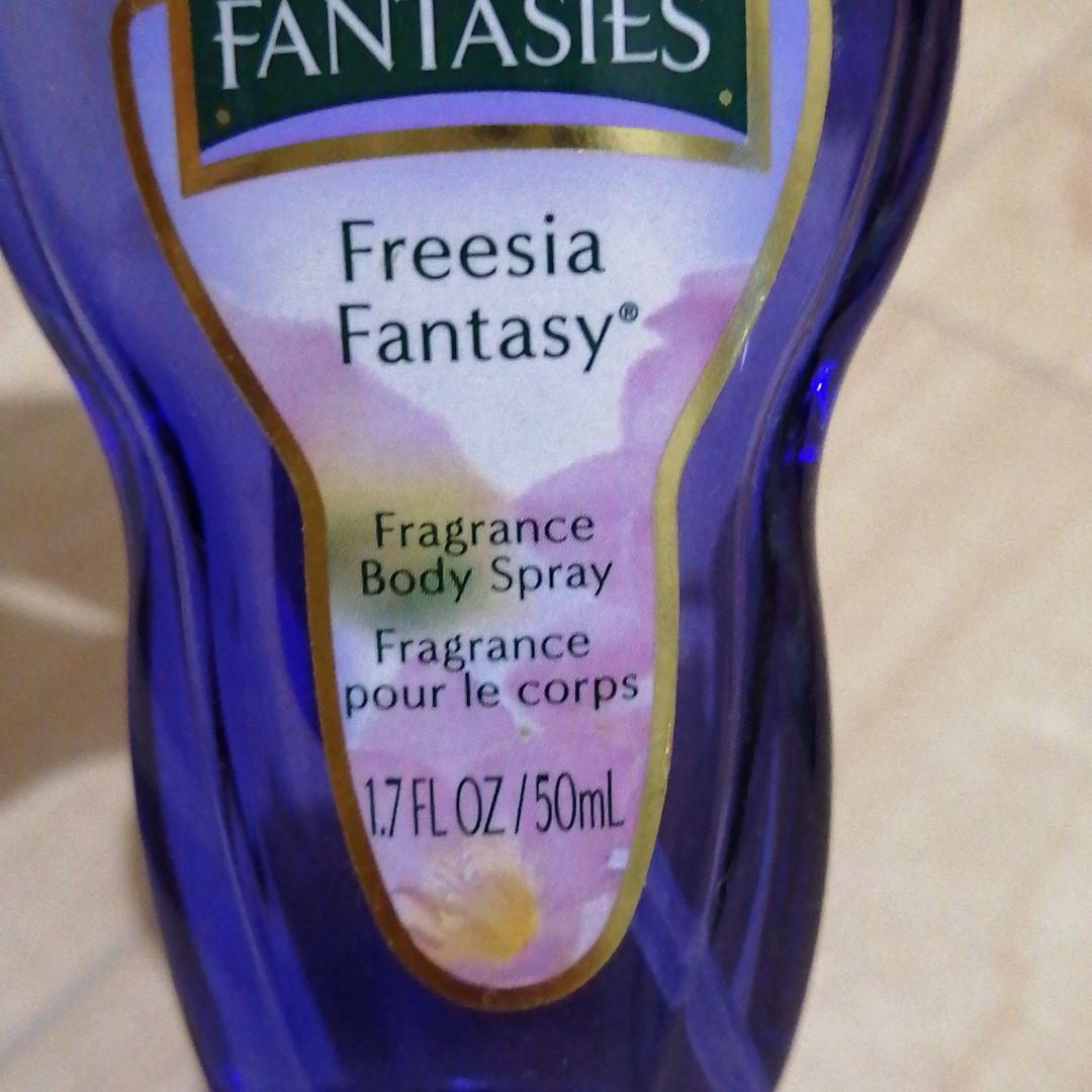 ボディファンタジー ボディスプレー フリージア 236ml