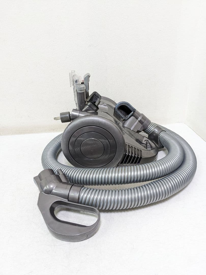 Dyson DC26 サイクロン式掃除機 ヘッド無し