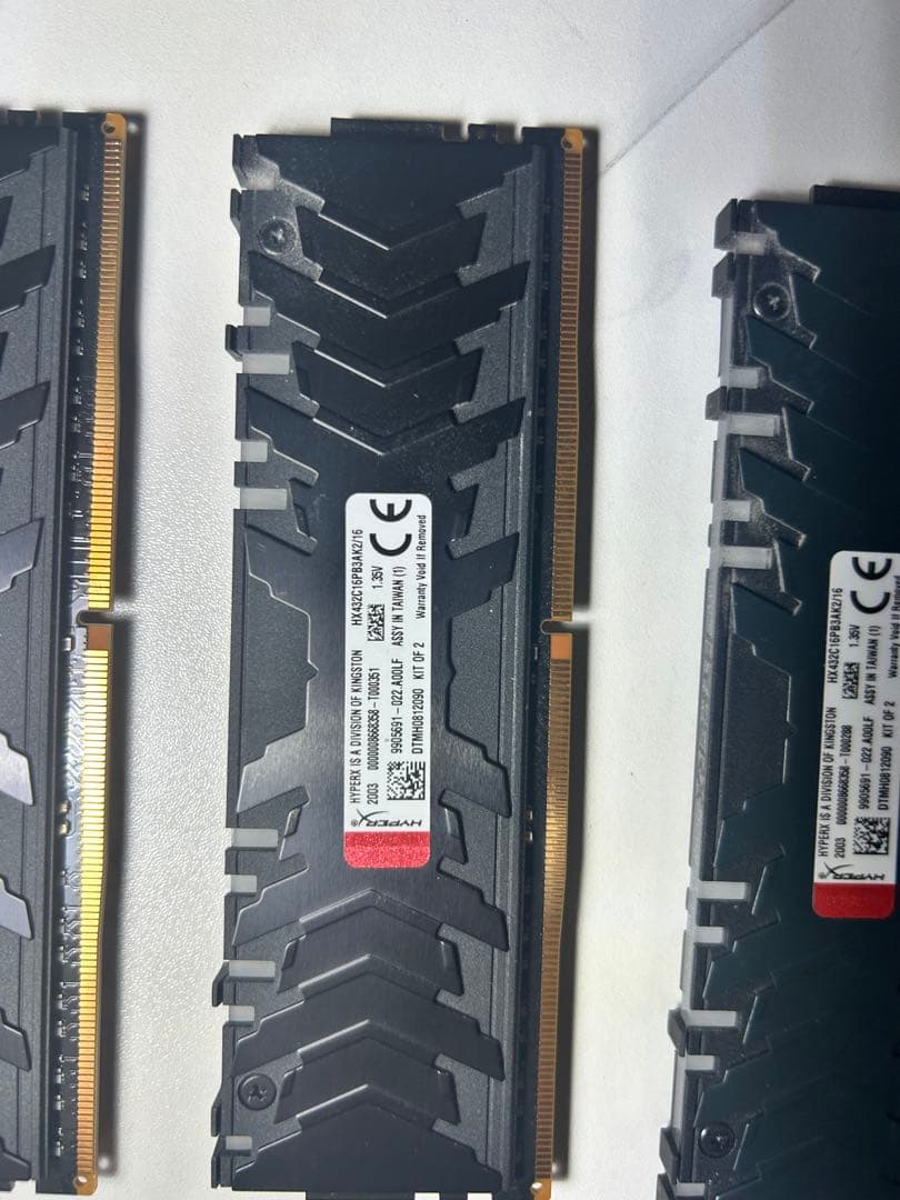 極美品/4枚セット HyperX Predator DDR4-3200 32GB