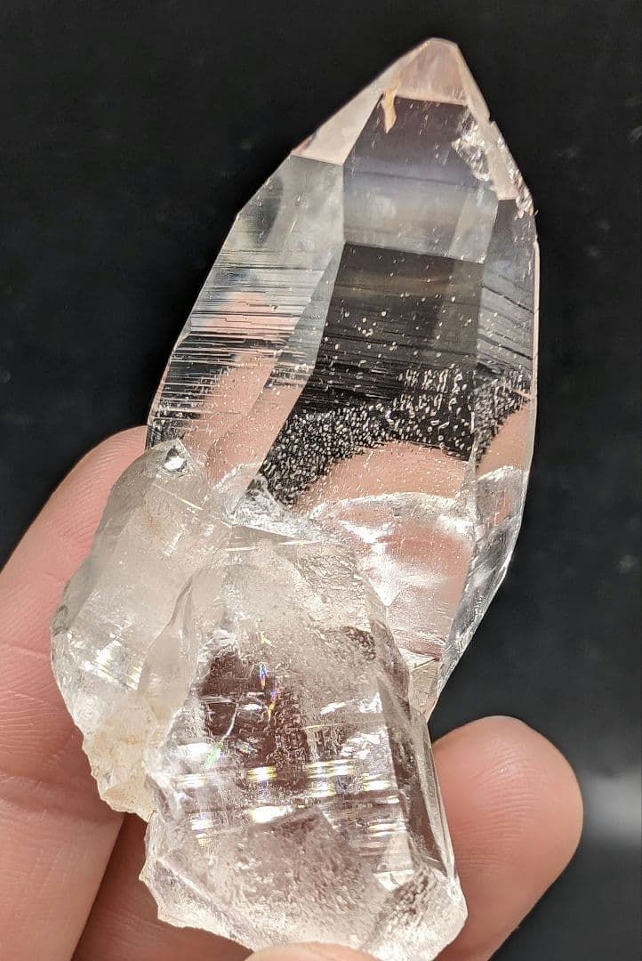 高品質　ガネッシュヒマール産　水晶　ポイント　E