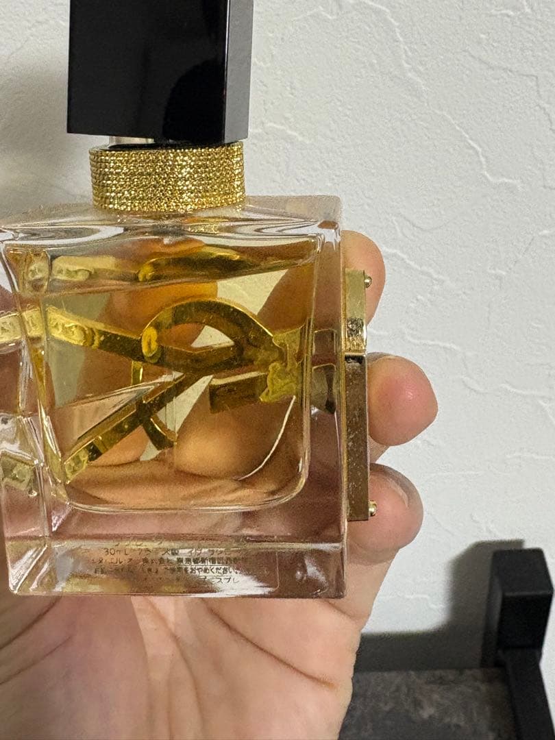 イヴ・サンローラン リブレ オーデパルファム 香水 30ml
