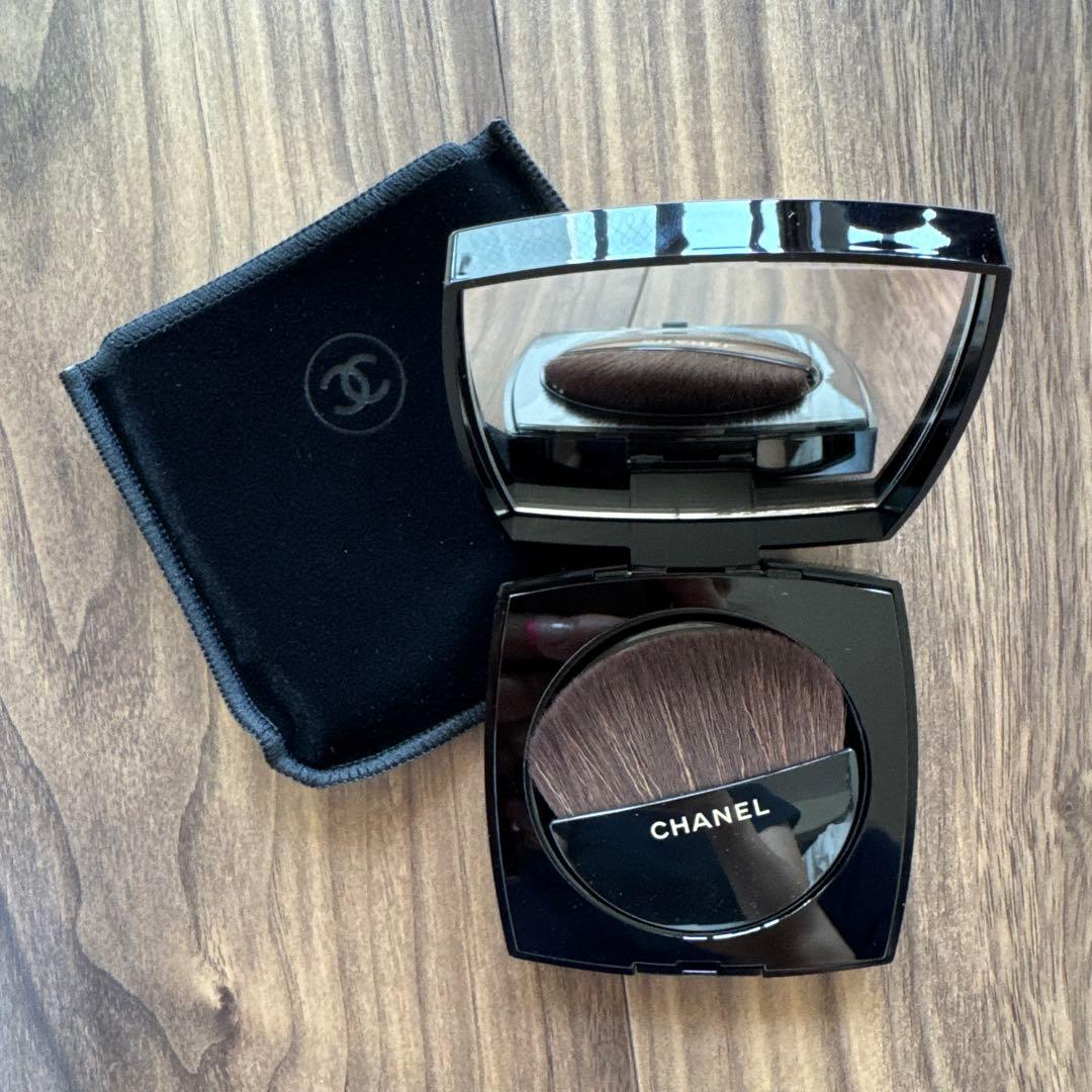 CHANEL LES BEIGES B10 フェイスパウダー 12g