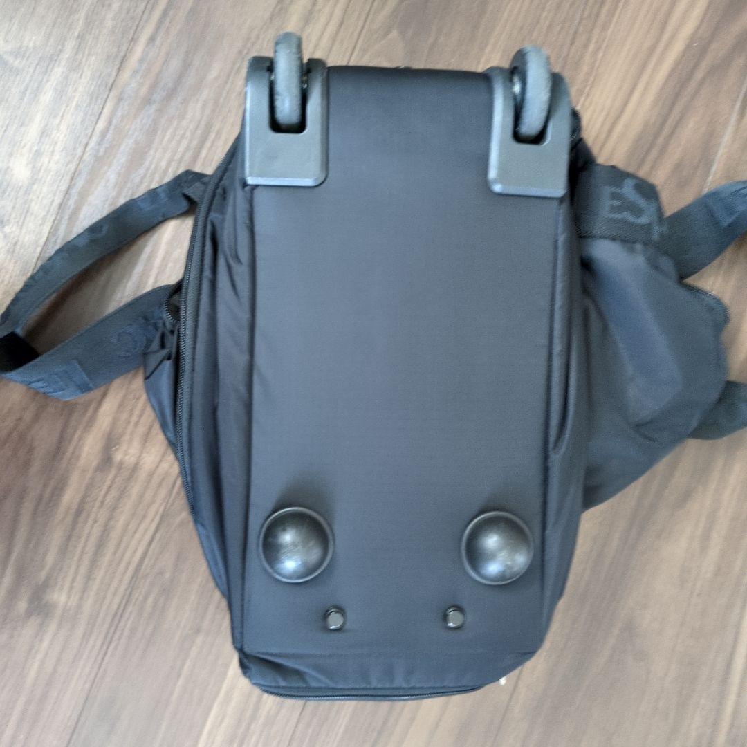 訳ありレスポートサック黒のキャリーカート型バッグ