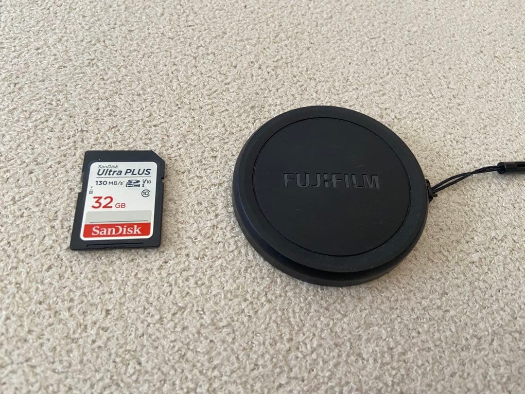 FUJIFILM Finepix S2500HD + SD32GB コンデジ