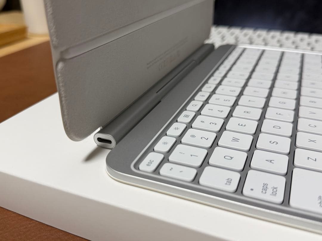 iPad Pro M4/M5 11インチ Magic Keyboard US配列