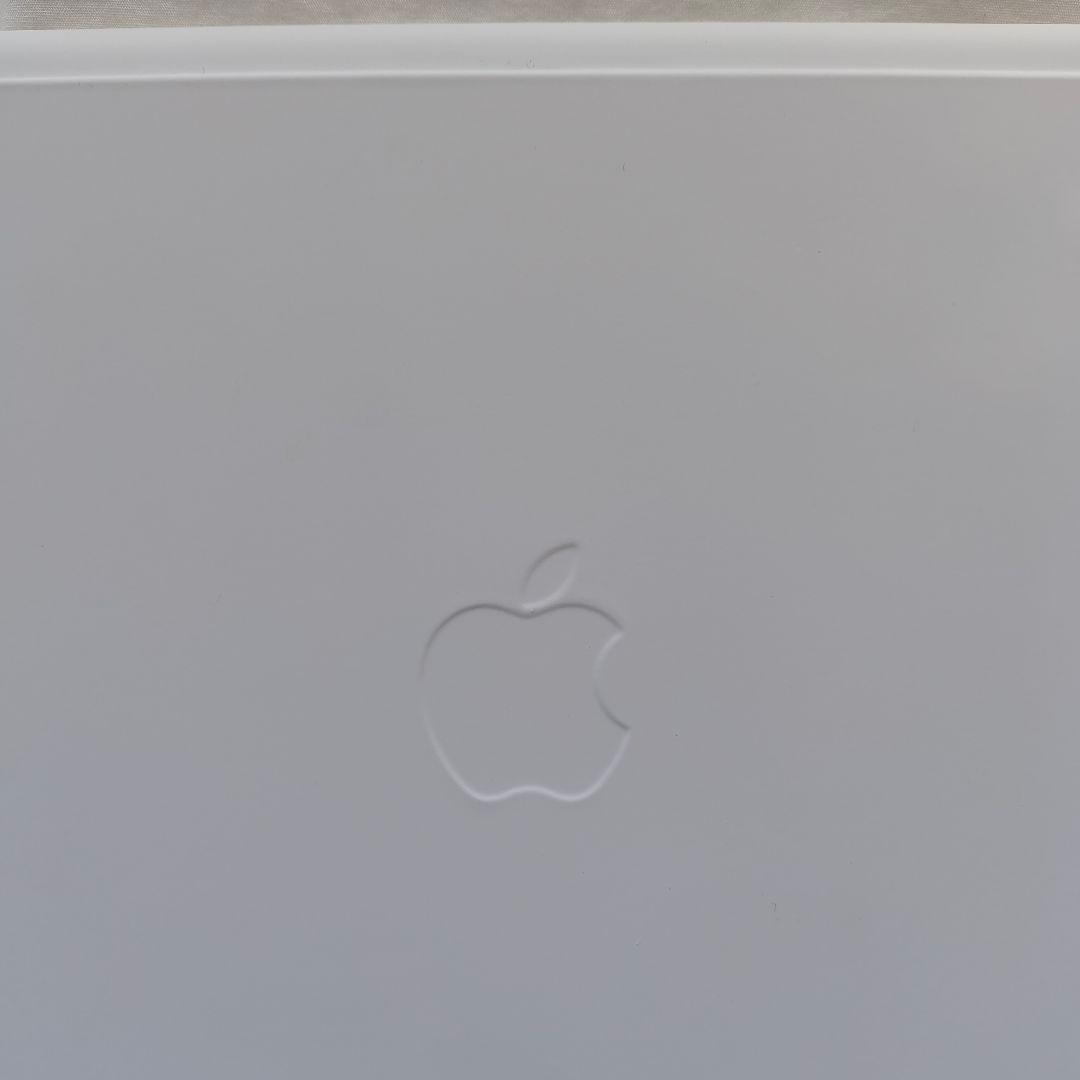 【ほぼ新品】iPad キーボード 箱付き。ワンランク上の快適タイピング。