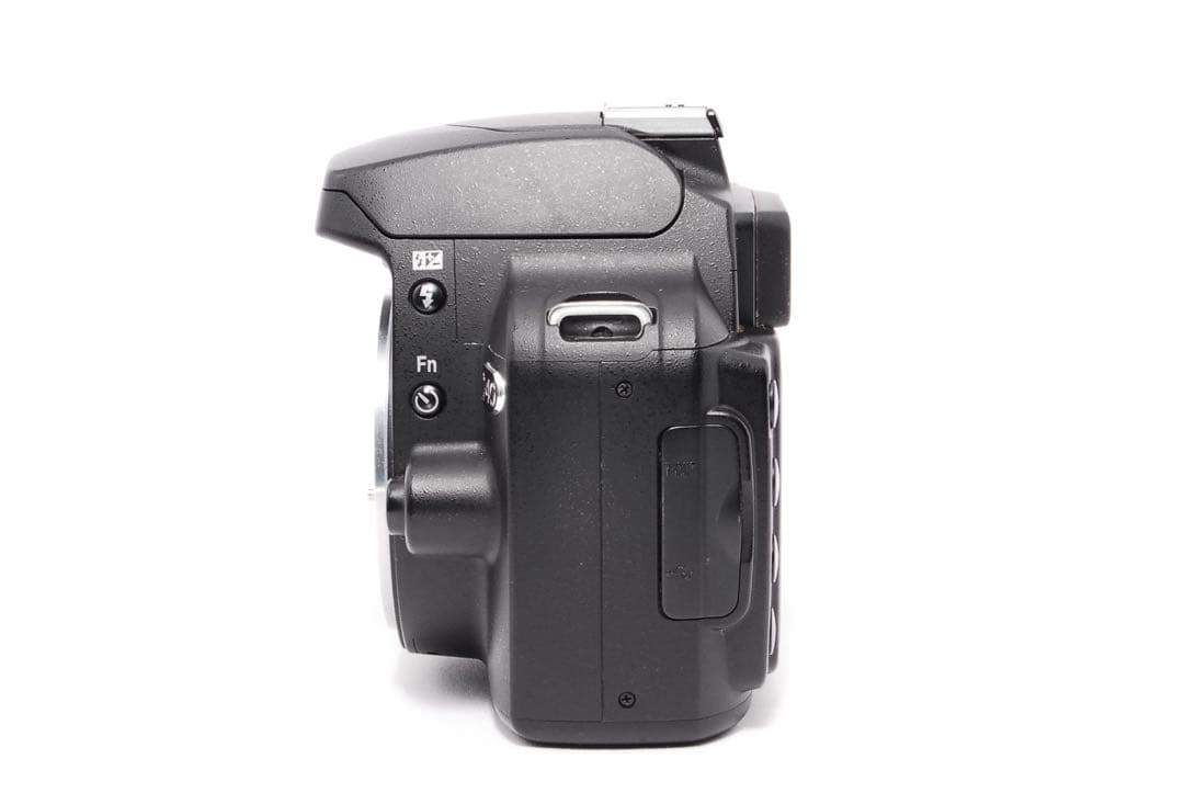 ◆Nikon D40◆ショット数僅か◆すぐ使える◆一眼レフカメラ◆スマホ転送OK