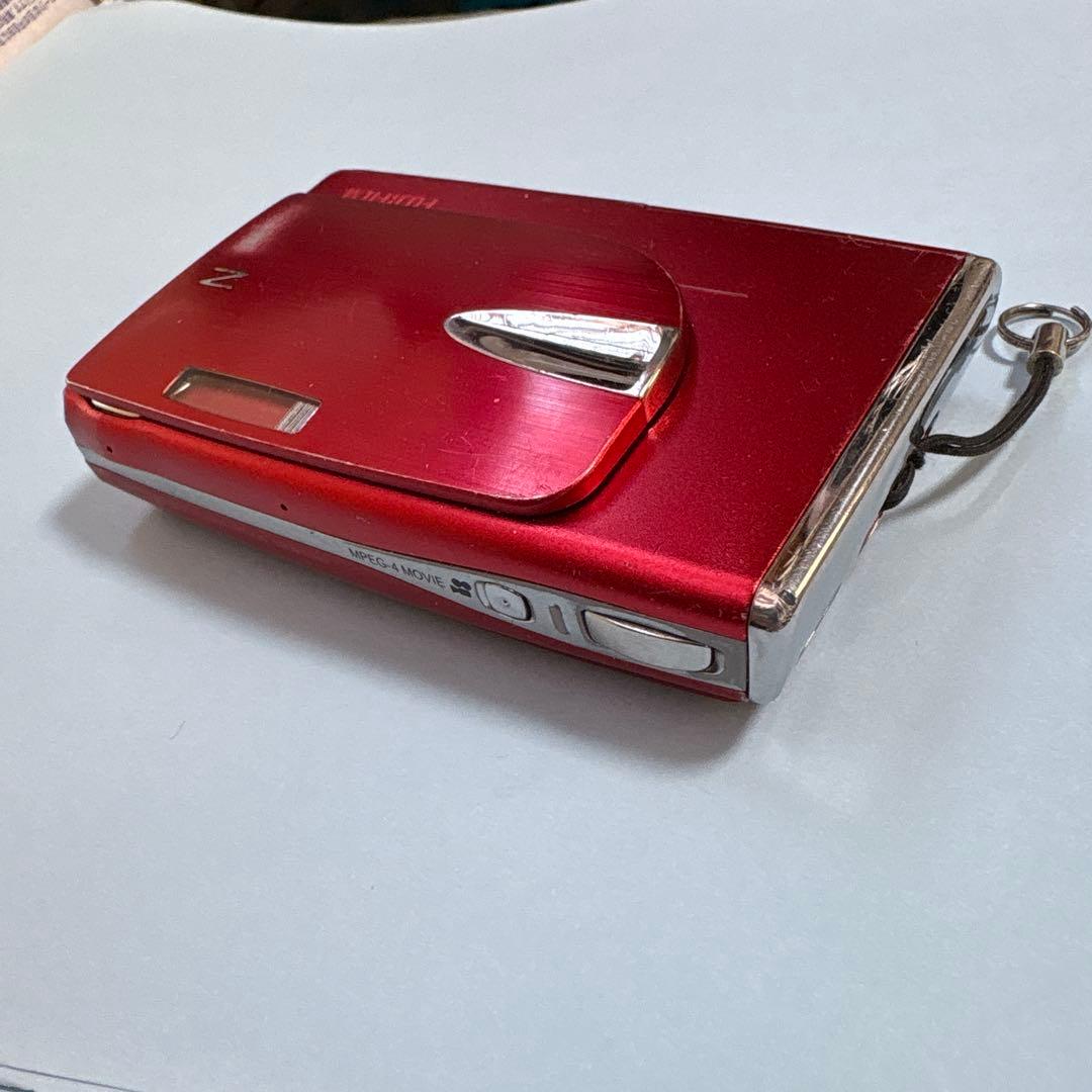 え1● FUJIFILM FinePix デジタルカメラ レッド z20fd