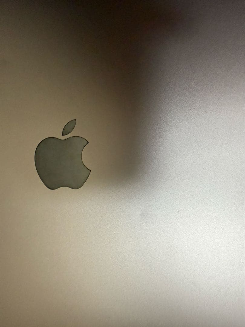 MacBook Air 13インチ　M1 2020