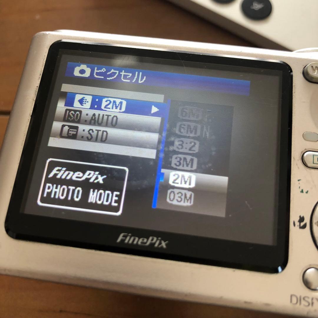 【作例あり】FUJIFILM finepix F11 CCDセンサー コンデジ