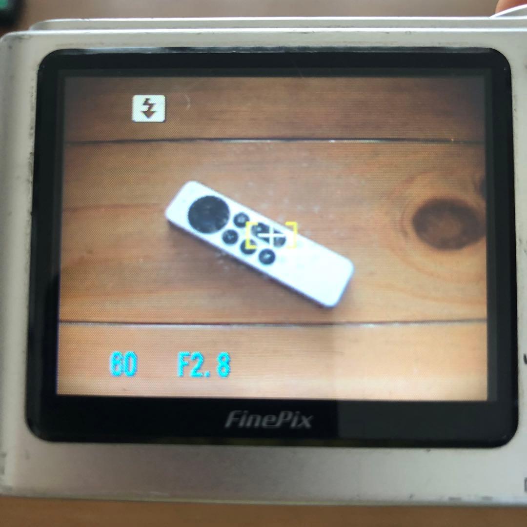 【作例あり】FUJIFILM finepix F11 CCDセンサー コンデジ