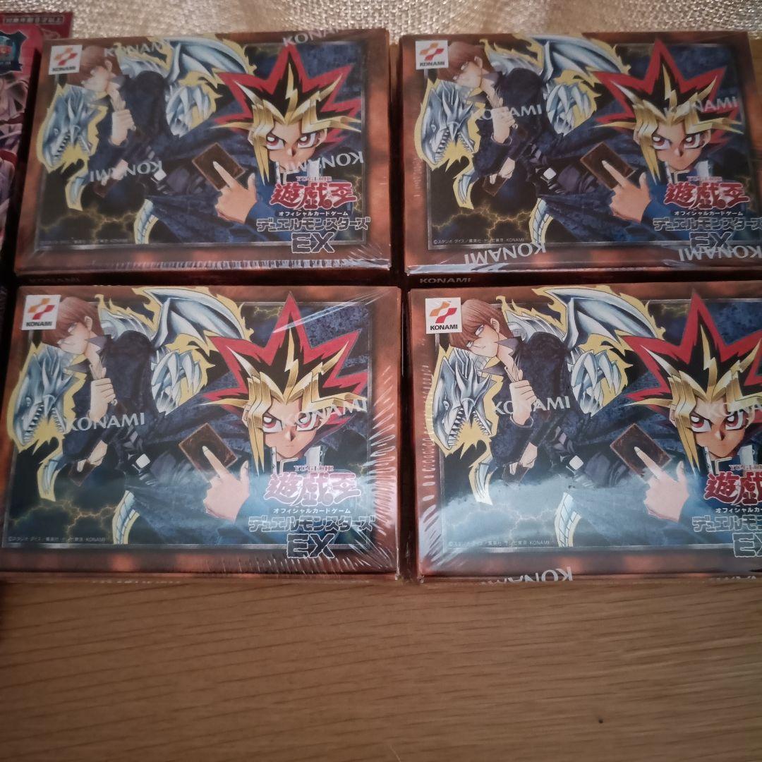 遊戯王　東京ドーム　決闘者伝説　EX 復刻版4個　ストラクチャー6個　新品未開封